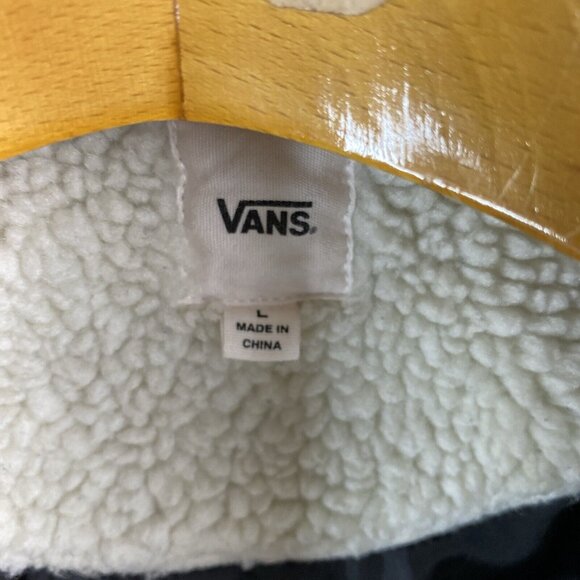 Vans Snow Out Sherpa Full Zip‎ Jacket Womens Size Large Ivory Warm & Cozy - Picture 3 of 12